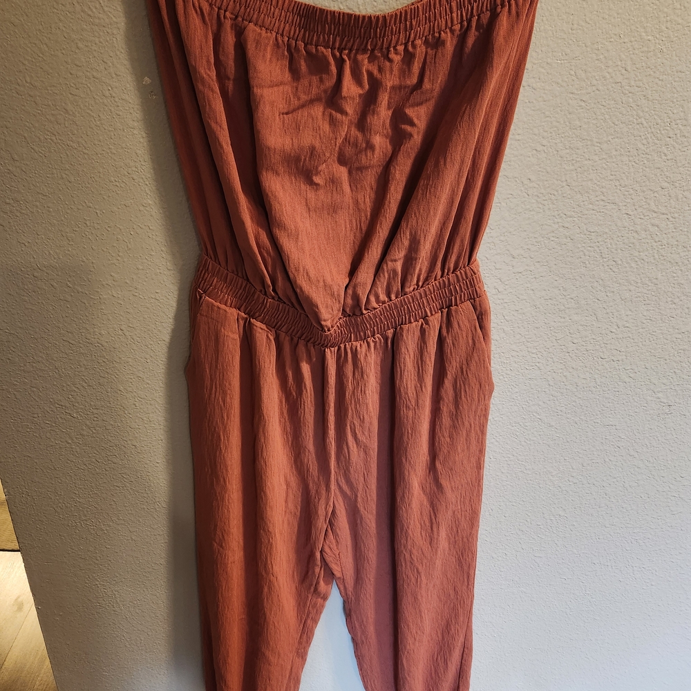 bishop + young Terracotta Jumpsuit Strapless Sz L Anthropology Pockets Vacation